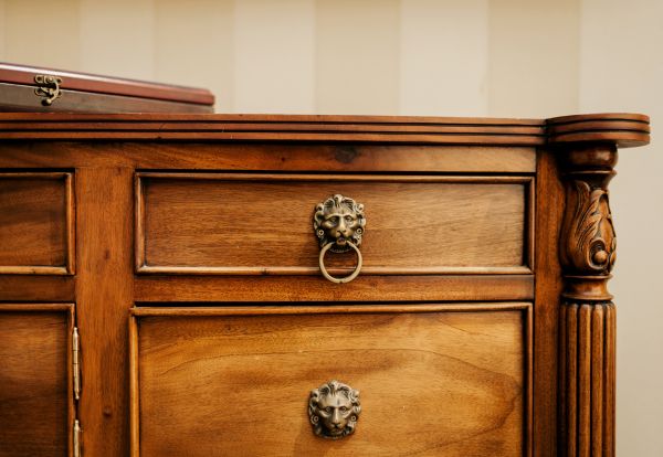 Dresser Disposal in West Jordan